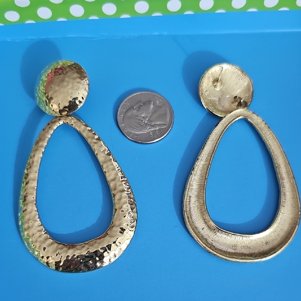 Elegant Gold-Tone Teardrop Earrings